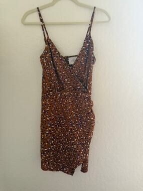 J.O.A. Brown Blue Leopard Ruched Asymmetrical Mini Dress NWT S